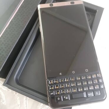 blackberry key: Blackberry 64 ГБ, цвет - Серебристый