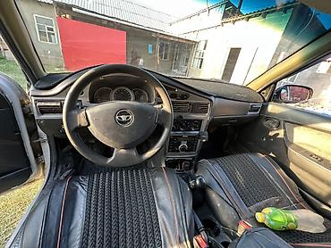 tourer v салон: Продаётся легковой автомобиль седан белого цвета. Основные — 6