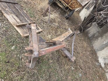 Тракторы МТЗ (Беларус): Модель: 80, Б/у, 1984 г., Трактор с другими агрегатами — 12