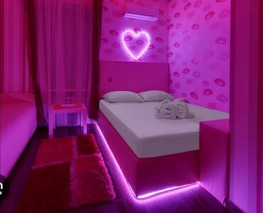 Отели и хостелы: ПОСУТОЧНЫЕ КВАРТИРЫ КОМНАТЫ В ЦЕНТРЕ 🏨 ❤️ ЧАС НОЧЬ ДЕНЬ СУТКИ ЦЕНТР