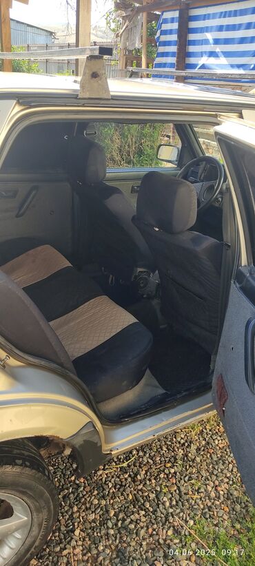 Volkswagen: Volkswagen Jetta: 1988 г., 1.8 л, Механика, Бензин, Седан — 4