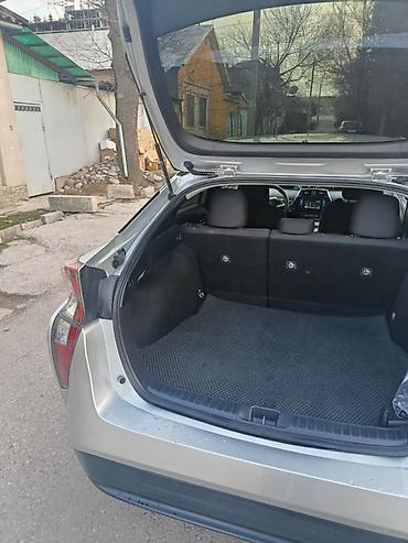 приус 2017: Toyota Prius: 2017 г., Автомат, Гибрид, Хэтчбэк — 3