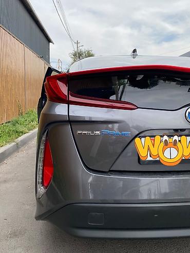 приус 2023: Toyota Prius: 2020 г., 1.8 л, Вариатор, Гибрид, Хэтчбэк — 2