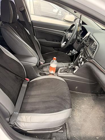 08: Hyundai Avante: 2019 г., 1.6 л, Бензин, Седан — 6
