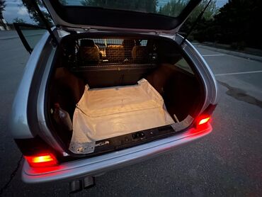 Mercedes-Benz: Mercedes-Benz C 200: 2.2 l | 1998 il Universal — 16