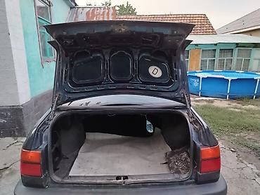 transporter multivan: Volkswagen Vento: 1993 г., 1.8 л, Механика, Бензин, Седан — 8