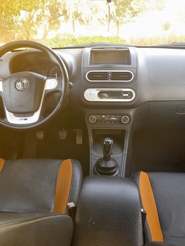 mercedes 208 d satilir: MG 3: 1.5 l | 2012 il | 104 km Sedan