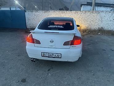 mazda famili: Nissan Skyline: 2004 г., 2.5 л, Автомат, Бензин, Седан — 7