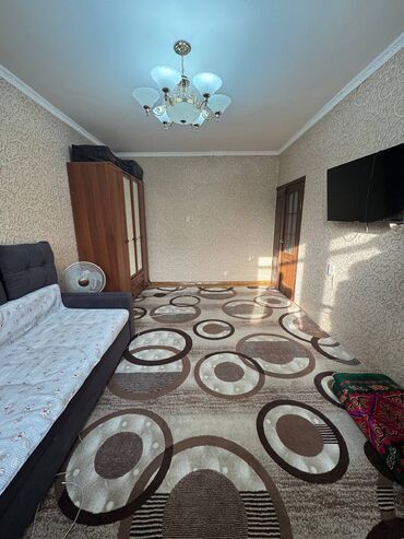 аламидин 1 квартира продажа: 1 комната, 40 м², 105 серия, 8 этаж, Старый ремонт