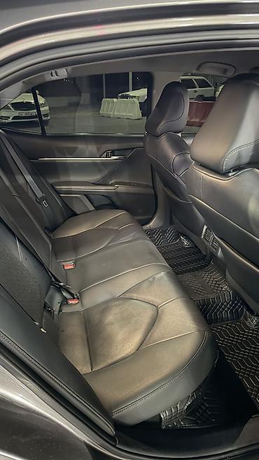 Toyota: Toyota Camry: 2021 г., 2.5 л, Автомат, Гибрид, Седан — 9
