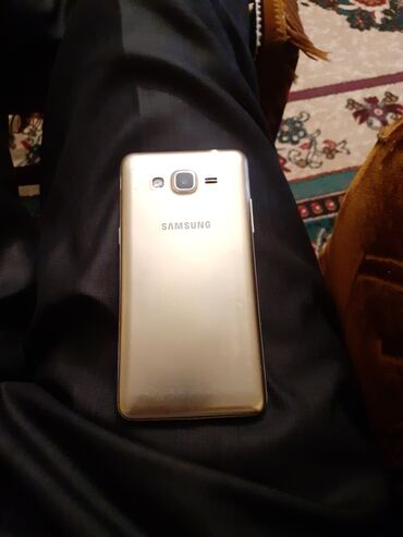 samsung edge: Samsung Galaxy Grand 2, 8 ГБ, цвет - Серебристый, Кнопочный
