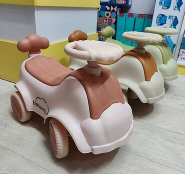 купить батуты: Каталка-машинка для малышей TruItem for kids