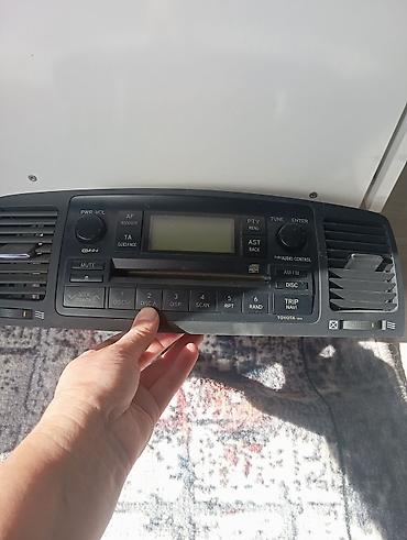 Магнитолы: Штатная магнитола Toyota с блоком управления климатом/аудио и — 3