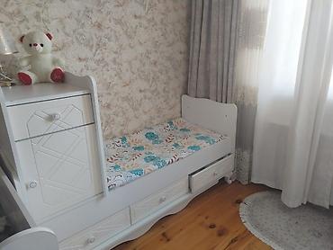 Uşaq çarpayısı və komod dəsti - Rəng: ağ - Material: ağac/MDF -