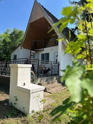 kuce na prodaju vrsac: Izdaje se vikendica od 40m2 u Kajtasovu. Kapaciteta do 4 osobe. Cena — 1