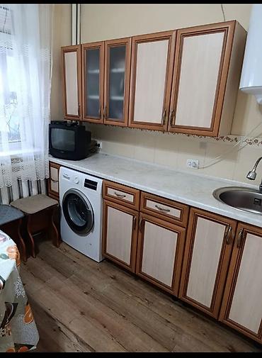 Долгосрочная аренда домов: 90 м², 3 комнаты — 6