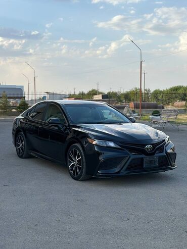 Toyota: Toyota Camry: 2021 г., 2.5 л, Автомат, Бензин, Седан