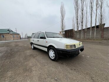 выкуб авто: Volkswagen Passat: 1991 г., 1.8 л, Механика, Бензин, Универсал