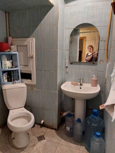 Köhnə tikili: Bakı, 2 otaqlı, Köhnə tikili, m. Həzi Aslanov, 60 kv. m — 8