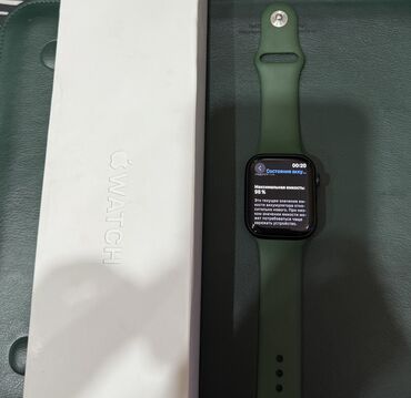 Apple Watch: Apple Watch 7 45mm