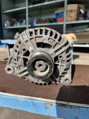 Другие автозапчасти: Запчасти от Мерседес-Бенс W211 E320 Датчик расходомер ПРОДАН — 10