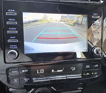 voxy noah: Toyota Prius: 2019 г., 1.8 л, Вариатор, Гибрид, Лифтбек — 9