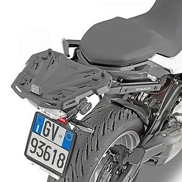 potencija: Univerzalna zadnja nosač-ploča za motocikl – Givi/Kappa — 1
