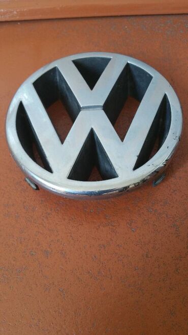 Решетки, облицовки: Решетка радиатора Volkswagen 1987 г., Оригинал