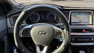 Hyundai: Hyundai Sonata: 2019 г., Автомат, Бензин, Седан — 20