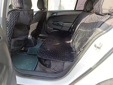 Opel: Opel Astra: 2011 г., 1.8 л, Автомат, Газ, Седан — 7