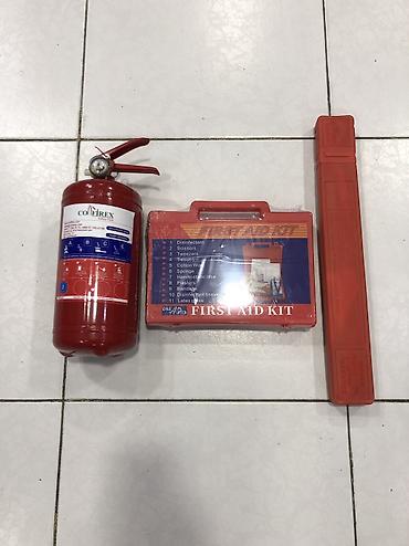 avtomobil apteckası: Avtomobil üçün 2kq yanğınsöndürən dəsti.Dəstə daxildir — 2