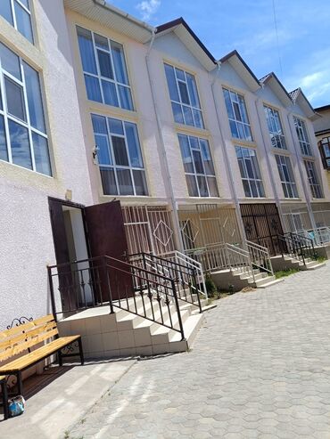 гостиничный тип квартира берилет: Таунхаус, ТАУНХАУС ЦО Кыргызское взморье, Бостери