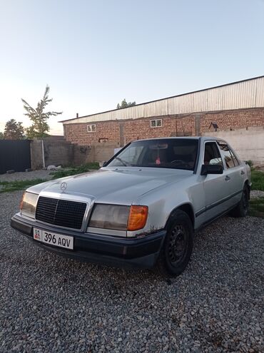 лупарик миленум: Mercedes-Benz W124: 1988 г., 2.3 л, Механика, Бензин, Седан