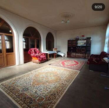 Həyət evləri və villaların satışı: Satılır:Gence seheri vtoroy cast deyilen erazide yerlesir.Ev 2 mertebe — 5