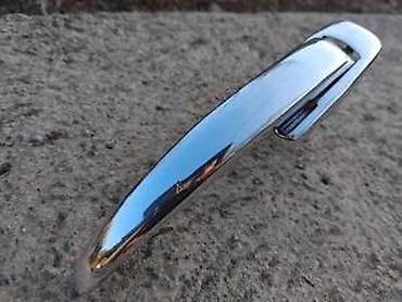 mini kamere za auto: BRAVA KVAKA DESNIH VRATA ZA FICU ZASTAVA 750 850 | Top stanje — 1
