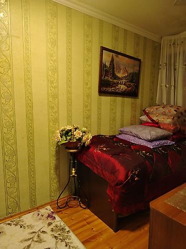 daraq desti: Şəxsi evimdir. 113m², 3 otaq, 113 və 208,209,35,184 nömrəli avtobus — 10