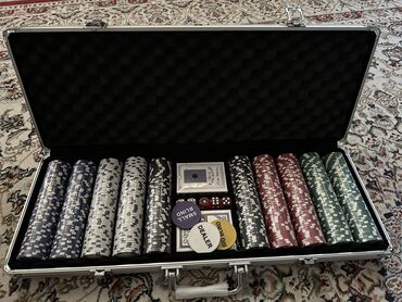 сукно для покера: Покер в металлическом кейсе (карты 2 колоды, фишки 500 шт, без