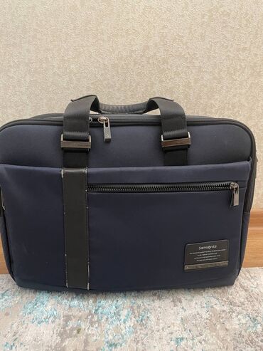 коллекция: Сумка Samsonite Вместимость: 15 дюймов Цвет: синий Качество: потертая