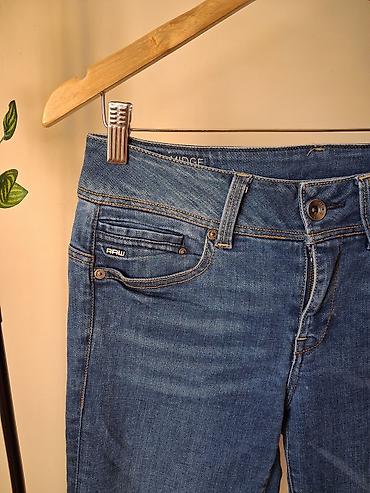 Cinslər: •G-star raw bootcut jeans(92% cotton, 7% polyester, 1% elastane) Size — 3