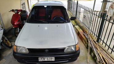 Toyota: Toyota Starlet: 1.3 l. | 1992 έ. Χάτσμπακ — 4