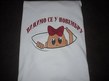 Majice kratkih rukava: Trudničke bele majice sa štampom – udobne i duhovite. Model kratki — 27