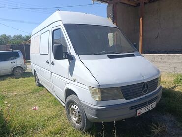 тойета камри: Mercedes-Benz Sprinter фургон, длинная база и высокий потолок. Кузов