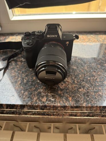 canon g7x цена бишкек: Продается Камера Sony Alpha A 7 4 ( ILCE 7M4K) и линза 35 мм. Имеется
