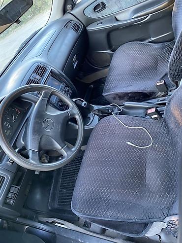 Mazda: Mazda 626: 1999 г., 2 л, Механика, Бензин, Седан — 3