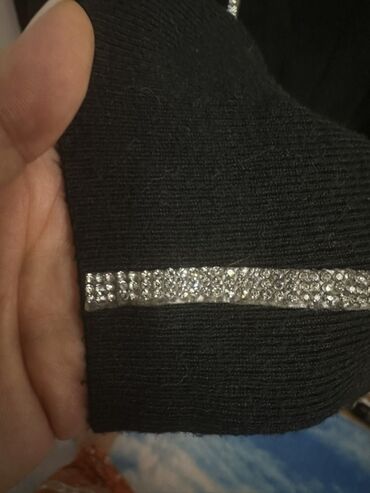 Dəstlər, kostyumlar: Qadın geyim dəsti -geyimlerin her biri 5 manatdl cox yaxsl — 26