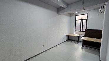 банный веник: Сдаю The entire office: Сдаю Банковское отделение, Колл-центр, Нотариус, 16 м², Другой тип здания, С ремонтом, 1 линия, С системой безопасности, With parking — 3