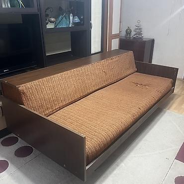 Divanlar: Divan, İşlənmiş, Açılan, Bazasız, Parça, Çatdırılma yoxdur — 1