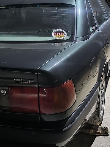 Audi 100: 1993 г., 2 л, Бензин, Седан