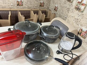 казаны в аренду: Набор кухонной техники и посуды для дома В комплекте: - Микроволновая
