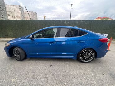 Hyundai: Hyundai Elantra: 1.6 l | 2018 il Sedan — 4